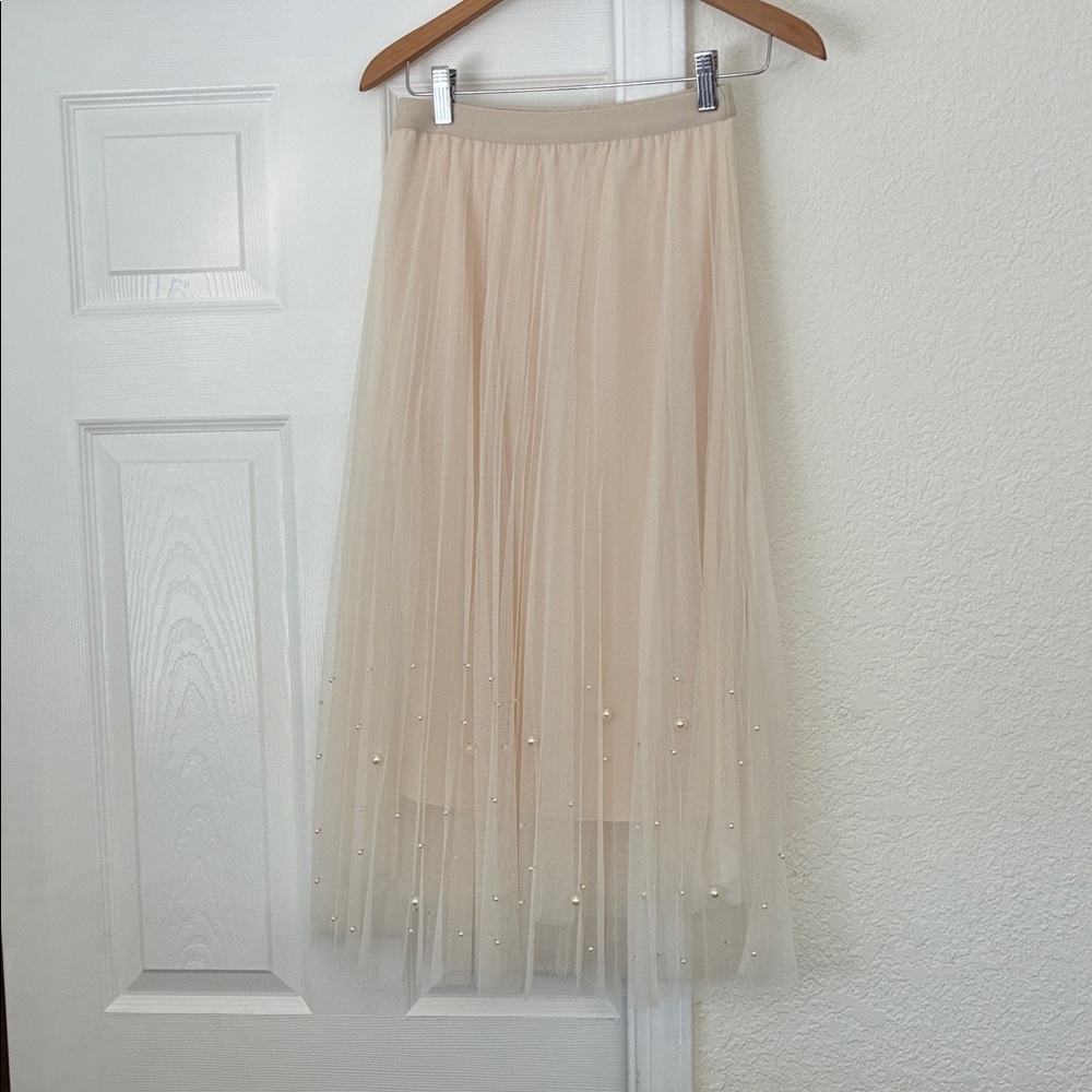 Chic Beige Tulle A-Line Skirt